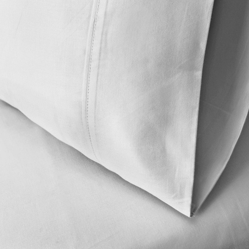 Superior Egyptian Cotton 700 Thread Count Pillowcase Set (Set of 2) - Standard - Chrome