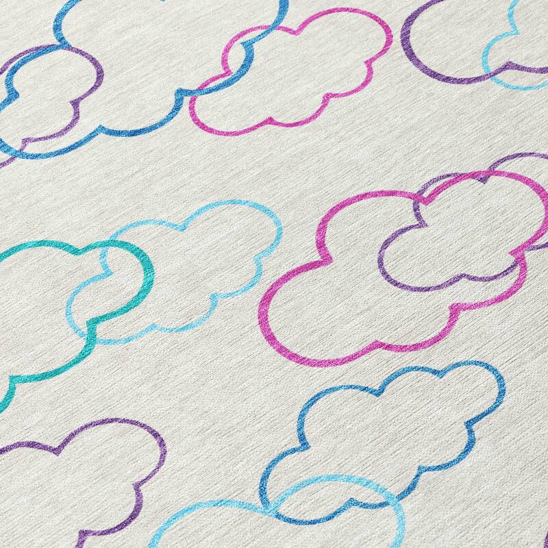 Machine Washable Indoor/ Outdoor Modern Clouds Chantille Rug