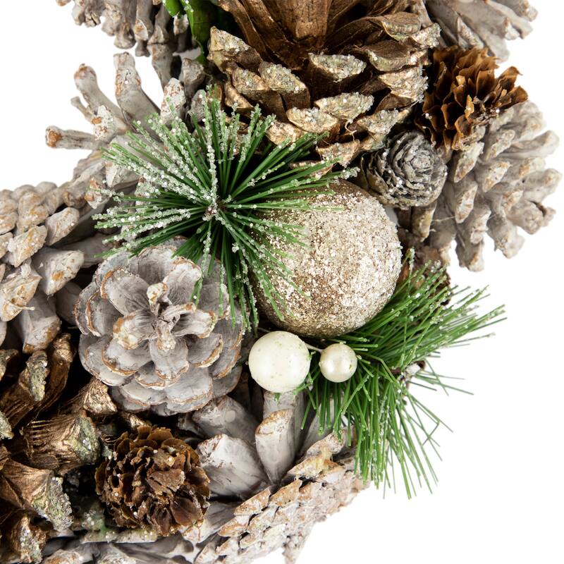 Green Pine Needle and Pinecone Artificial Christmas Wreath 13.5-Inch Unlit - 13.5"