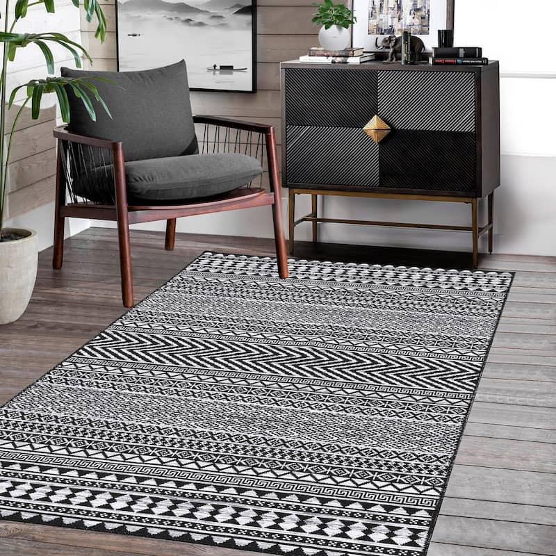 Garvee Moroccan Geometric Machine Washable Area Rug