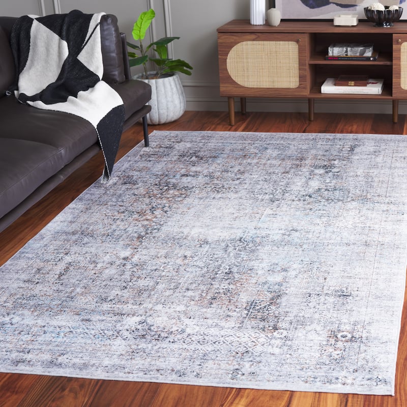 SAFAVIEH Santa Monica Linna Traditional Rug - 6' x 9' - Beige/Charcoal