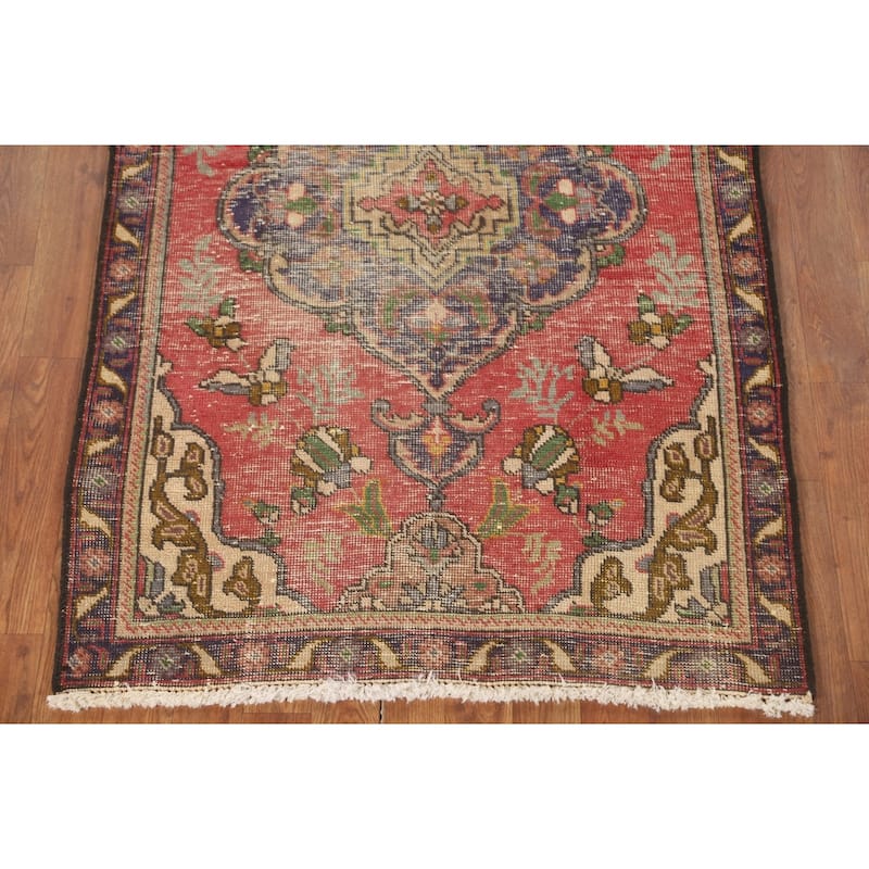 Hand Knotted Oriental 100% Wool Carpet Traditional Floral Pink Tabriz Area Rug - 4' 10'' X 3' 2''