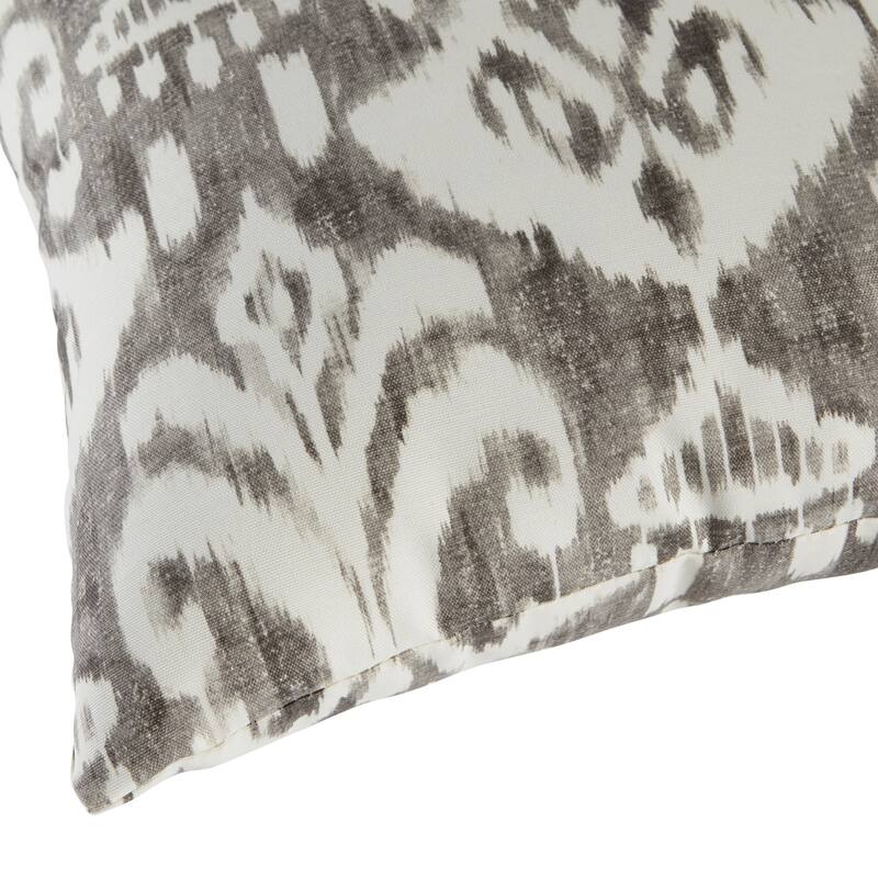 Coastal Ikat 17-inch Outdoor Accent Pillow, (Set of 2) by Greendale Home Fashions
