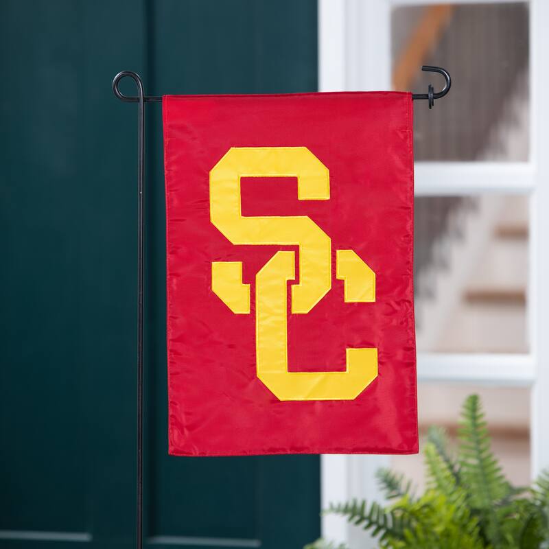 Applique Flag, Garden, University of Southern California