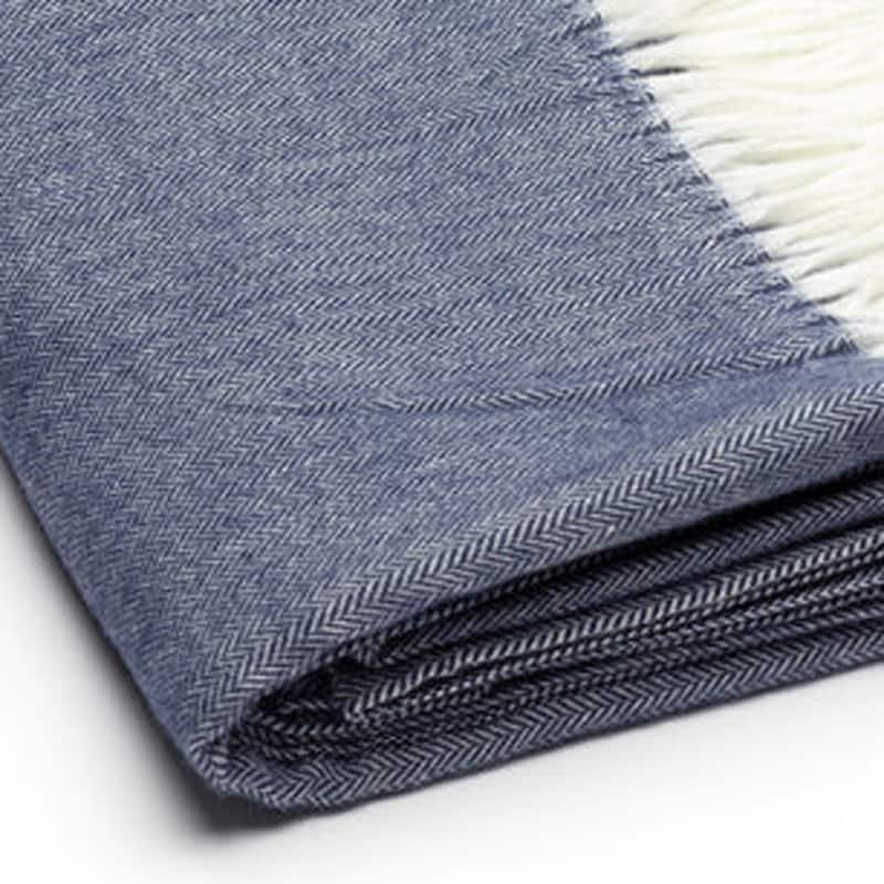 HomeRoots 50" X 60" Navy Blue And White Woven Herringbone Plush Throw Blanket