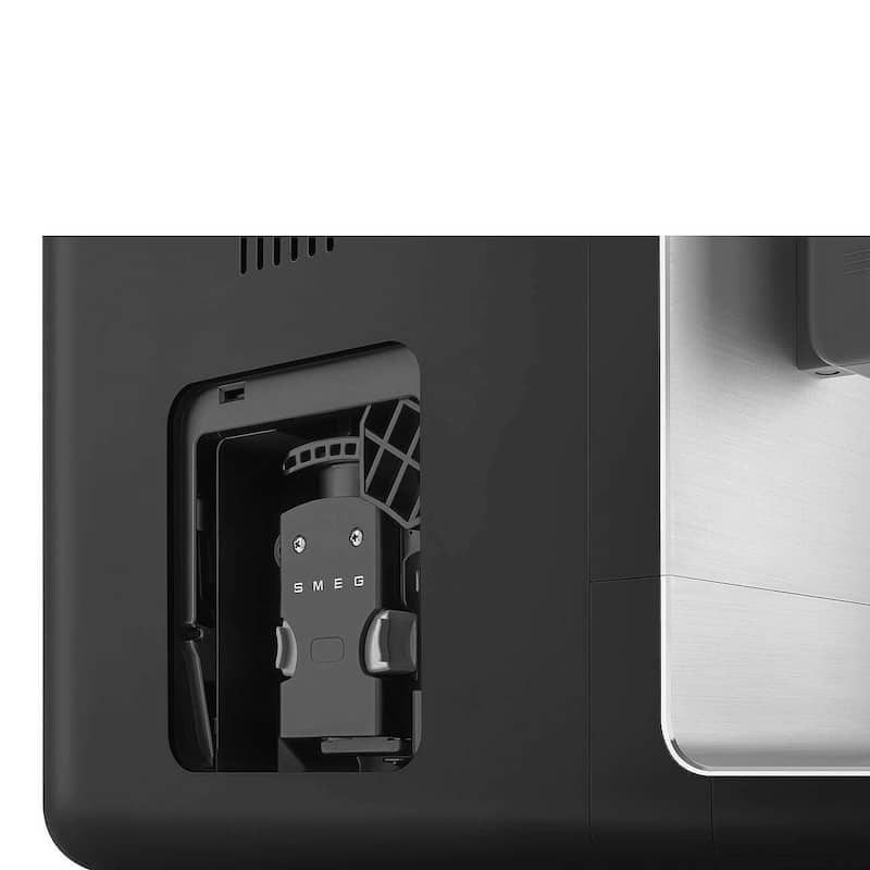 Smeg Fully Automatic Coffee Machine with Auto Frother BCC13