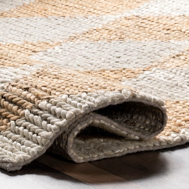 Nuloom Chaya Diamond Striped Jute Blend Area Rug