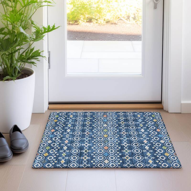 Machine Washable Indoor/ Outdoor Global Contempory Chantille Rug