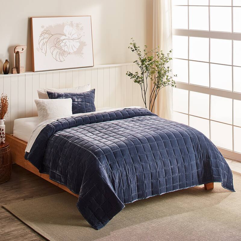Splendid Maddie Soft Velvet Feel 3-Piece Quilt Set