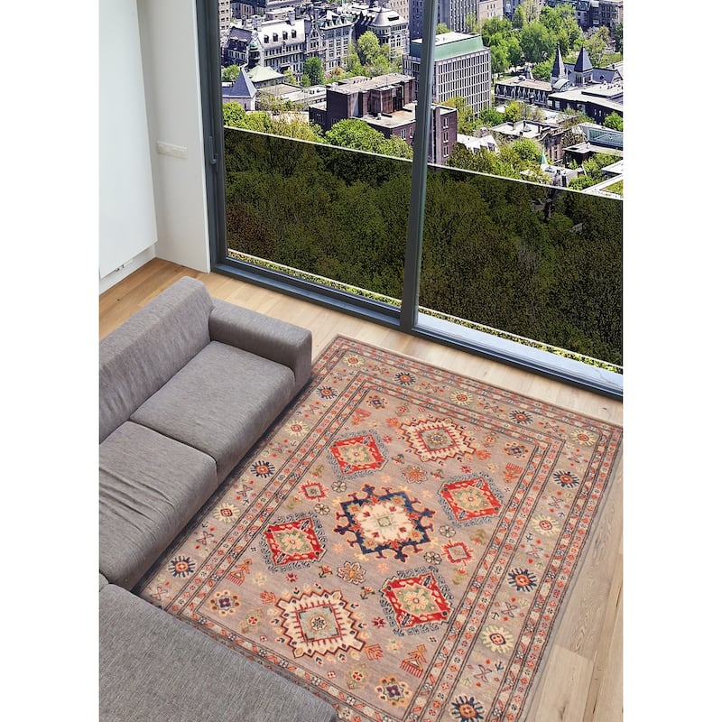 ECARPETGALLERY Hand-knotted Uzbek Ghazni Grey Wool Rug - 4'0 x 5'10