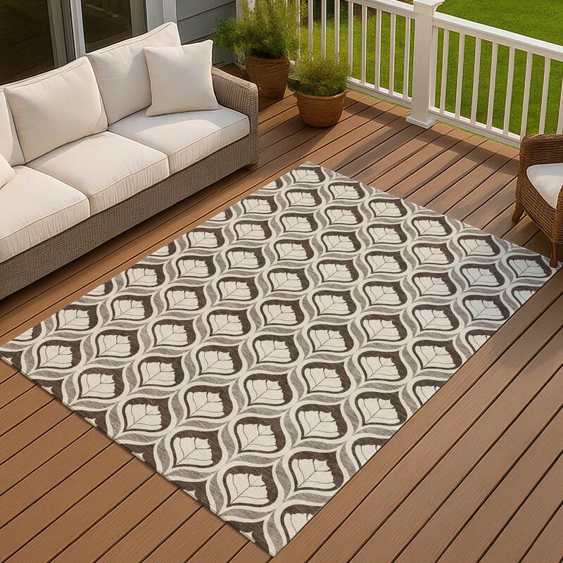 Machine Washable Indoor/ Outdoor Modern Trellis Chantille Rug - Brown - 5' x 7'6"