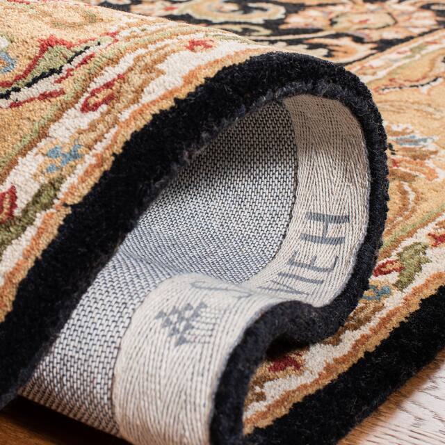 SAFAVIEH Handmade Classic Clotilda Traditional Oriental Wool Rug