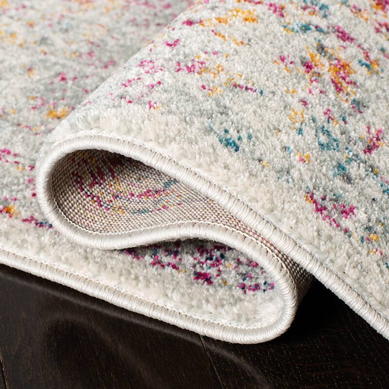 SAFAVIEH Evoke Quinn Vintage Distressed Rug