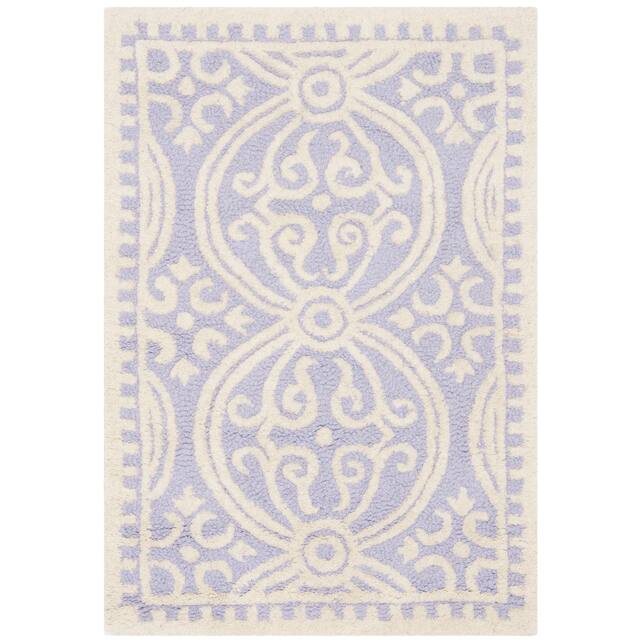 SAFAVIEH Handmade Cambridge Myrtis Moroccan Wool Rug - 2'6" x 4' - Lavender/Ivory
