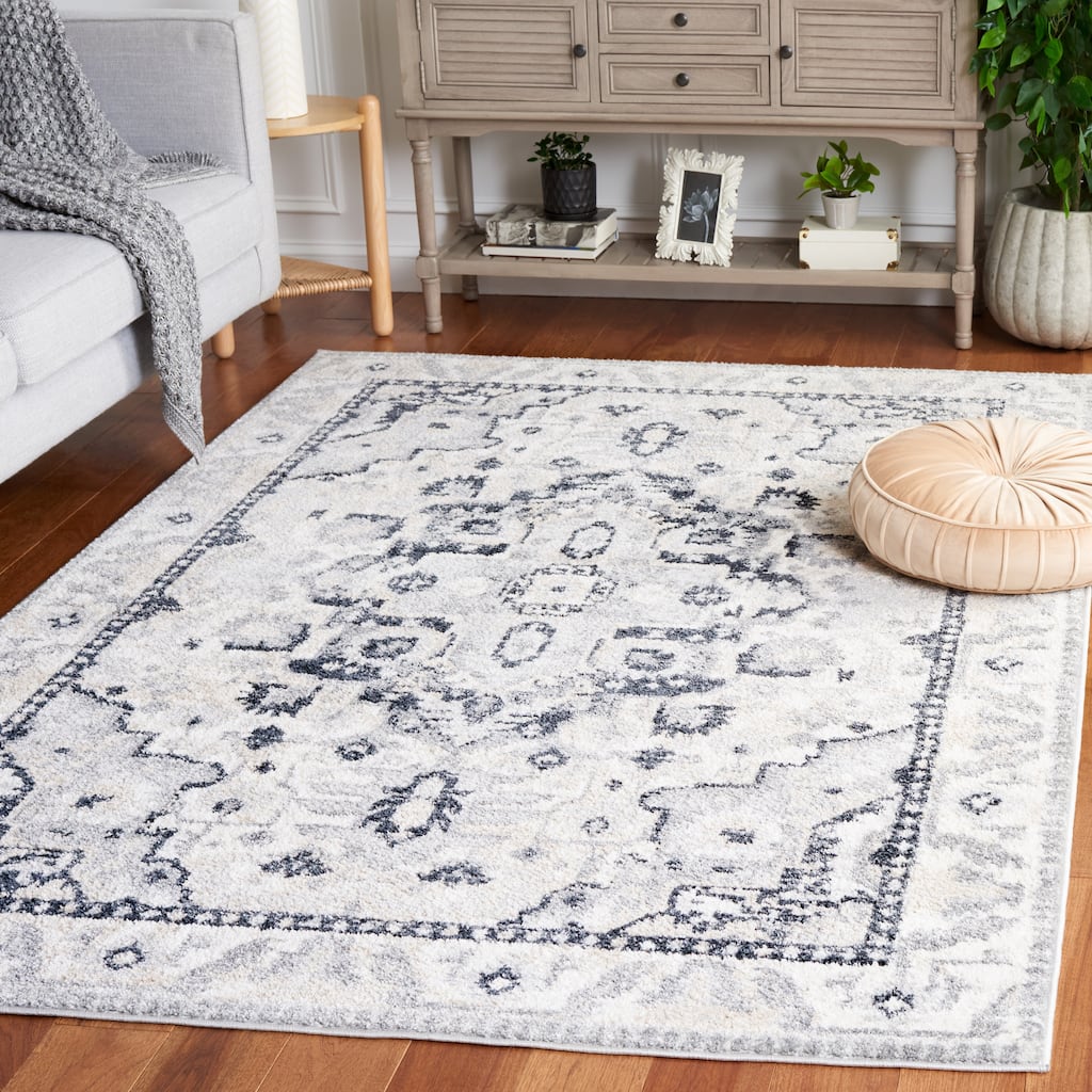 SAFAVIEH Layla Helaine Shabby Chic Farmhouse Rug