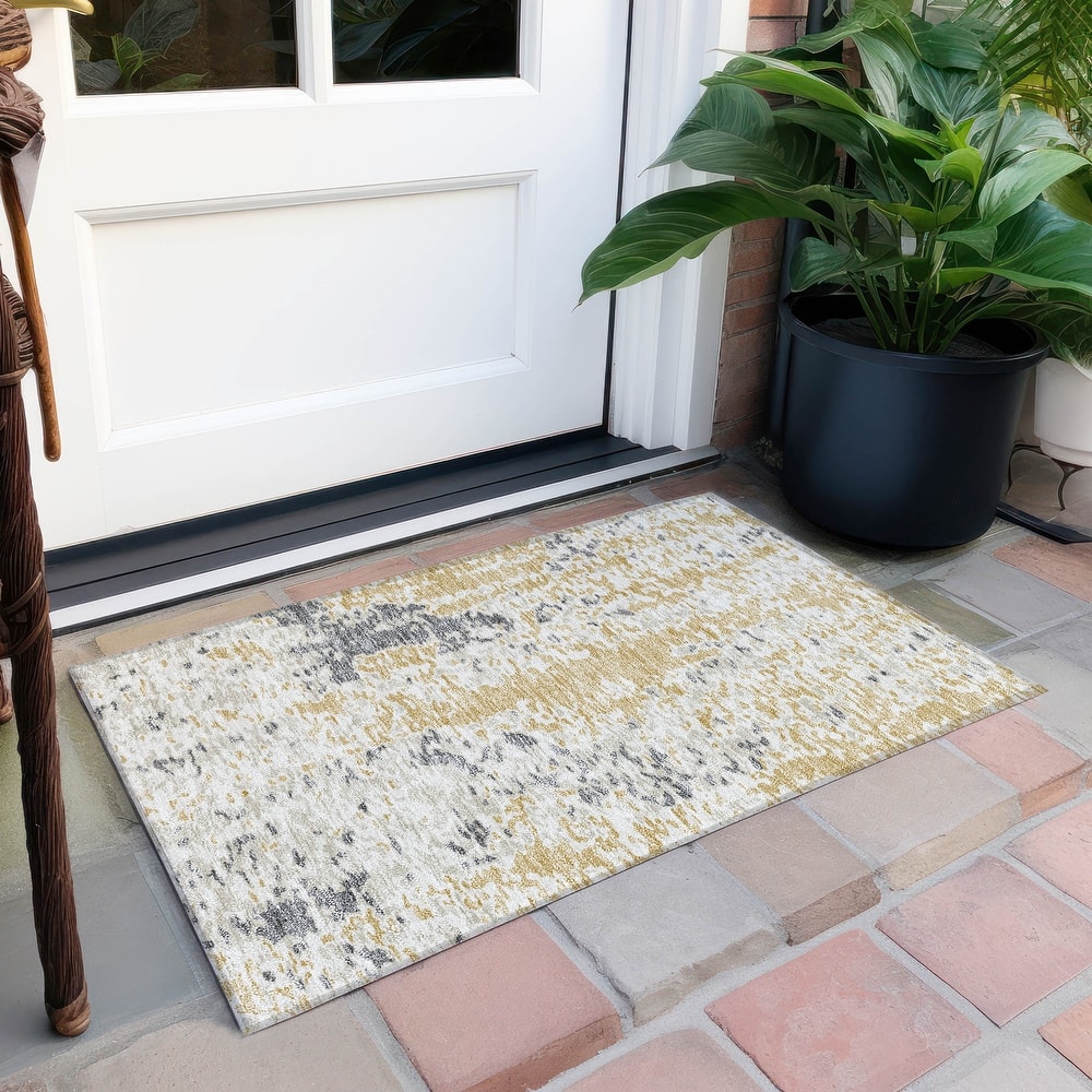Machine Washable Indoor/ Outdoor Abstract Chantille Rug