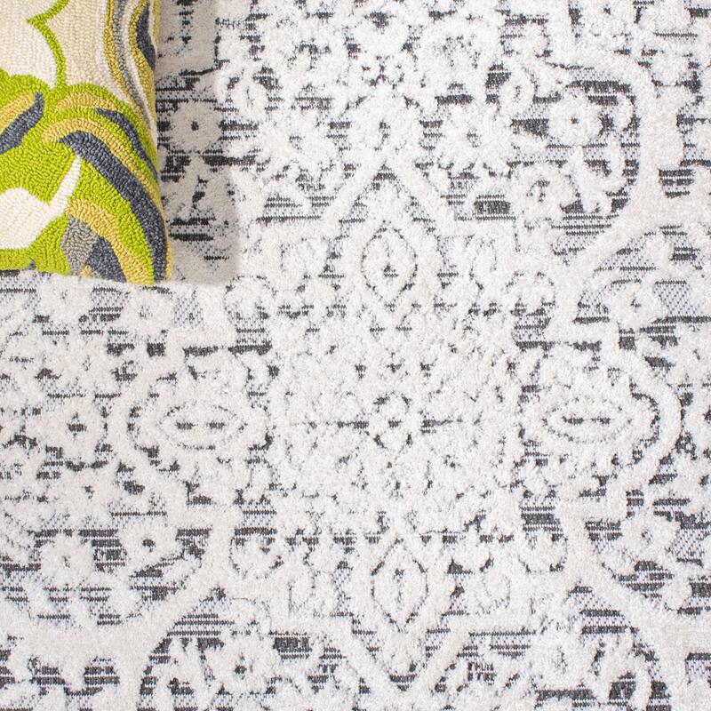 SAFAVIEH Cabana Alin Indoor/ Outdoor Waterproof Patio Rug