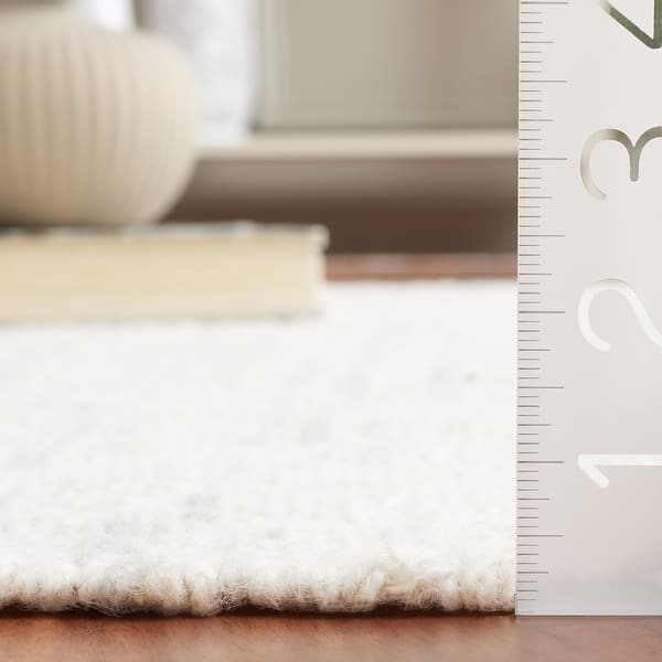 dimension image slide 2 of 3, SAFAVIEH Handmade Kilim Rixta Trellis Tassel Wool Rug