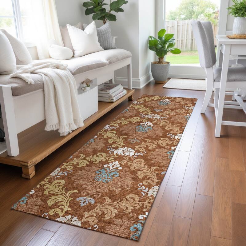 Machine Washable Indoor/ Outdoor Damask Patna Chantille Rug