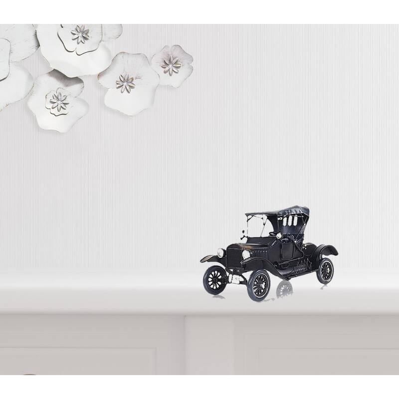 HomeRoots 12" Black Metal c1908 Ford Model Car Tabletop Sculpture - 11.5' X '7' X '6 - 11.5' X '7' X '6