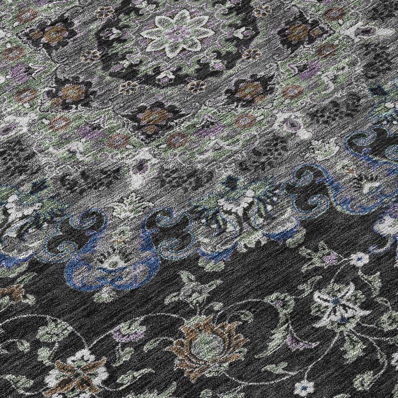 Machine Washable Indoor/ Outdoor Traditional Awaka Chantille Rug