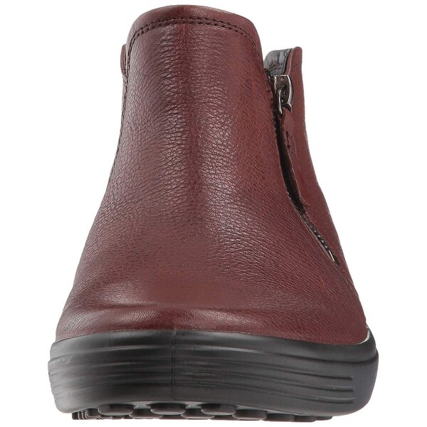 ecco women's soft 7 low zip bootie fashion sneaker
