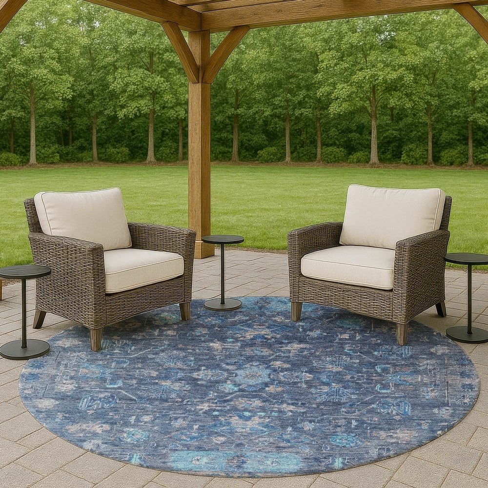Machine Washable Indoor/ Outdoor Traditional Border Chantille Rug