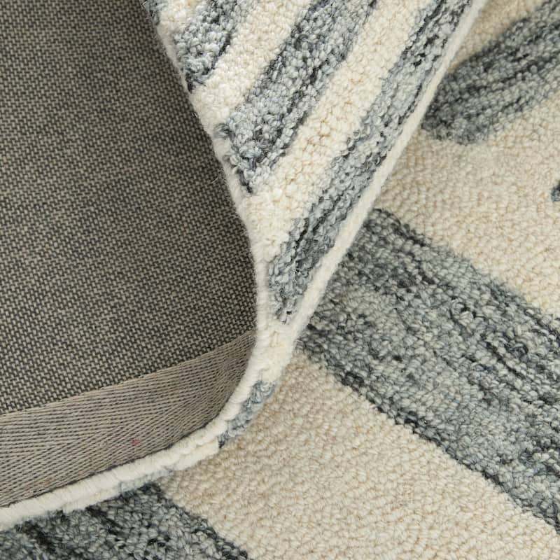 Esser R8A42 Geometric Modern Area Rug