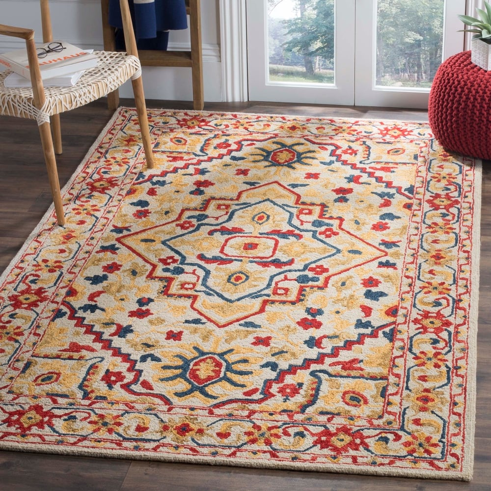 SAFAVIEH Handmade Aspen Haydee Boho Wool Rug