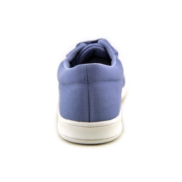 easy spirit ap1 canvas sneakers