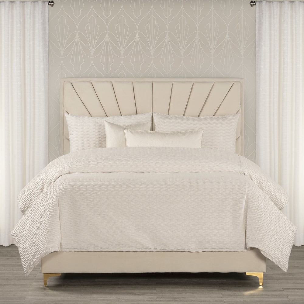 The Great Gatsby Velvet Wave Pleated Duvet & Insert Set