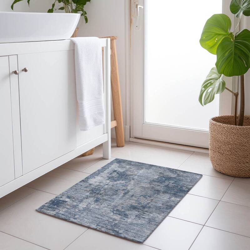 Machine Washable Indoor/ Outdoor Modern Ombre Chantille Rug