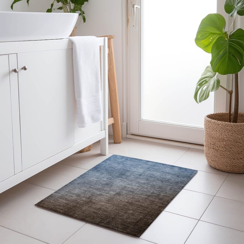 Allumi Ombre Weather Resistant Blended Style Round Outdoor Rug