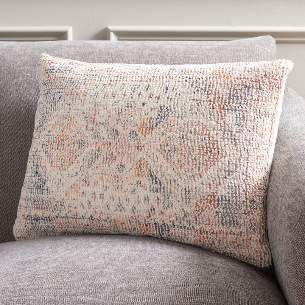 SAFAVIEH Home Noa 16 x 22-inch Blush Lumbar Pillow