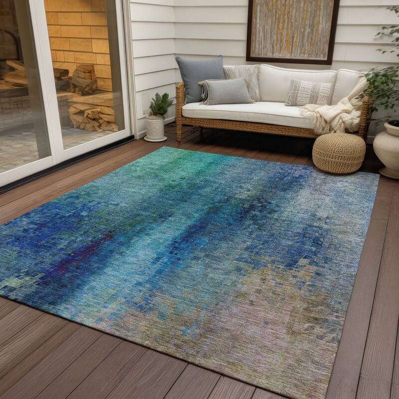 Machine Washable Indoor/ Outdoor Abstract Ombre Chantille Rug