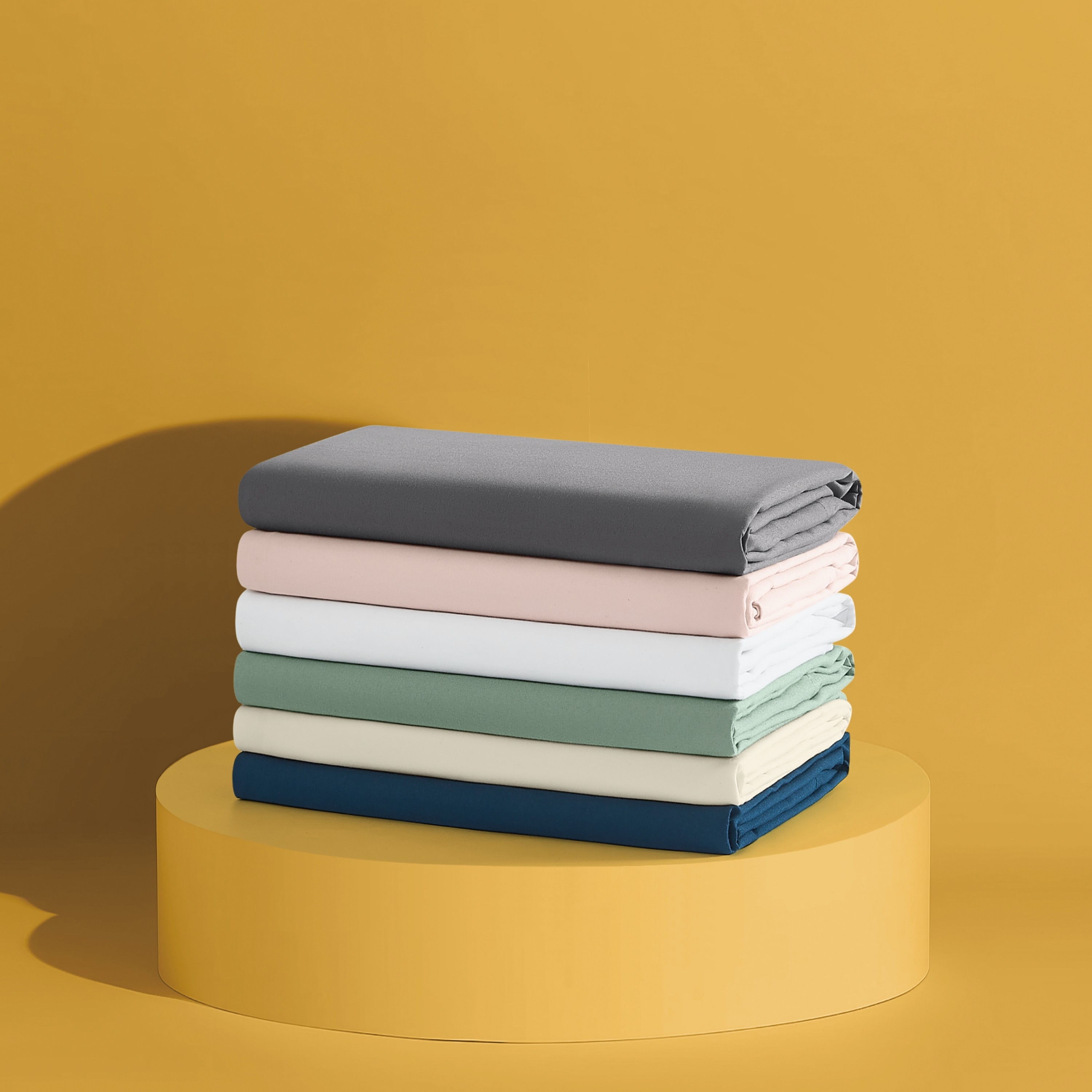 Simmons Essential Solid Sheet Set and Pillowcase