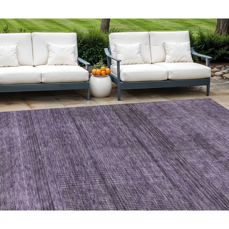 HomeRoots Striped Transitional Rectangle Outdoor Rug - 9' X 12'