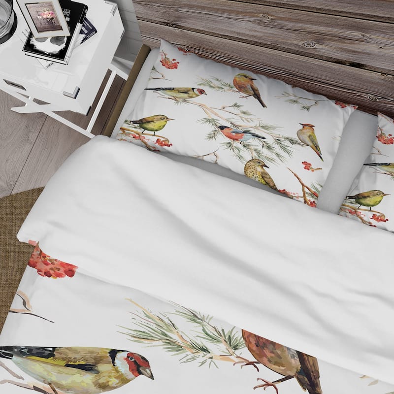 Designart 'Forest Birds On Branches' Traditional Duvet Cover Set