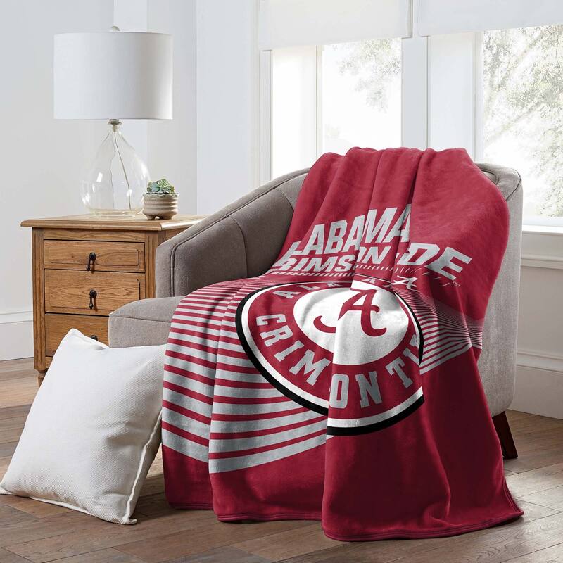 NCAA Alabama Crimson Tide 60" x 80" Raschel Throw Blanket