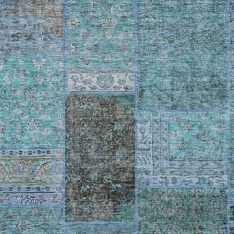 HomeRoots Patchwork Transitional Rectangle Outdoor Rug