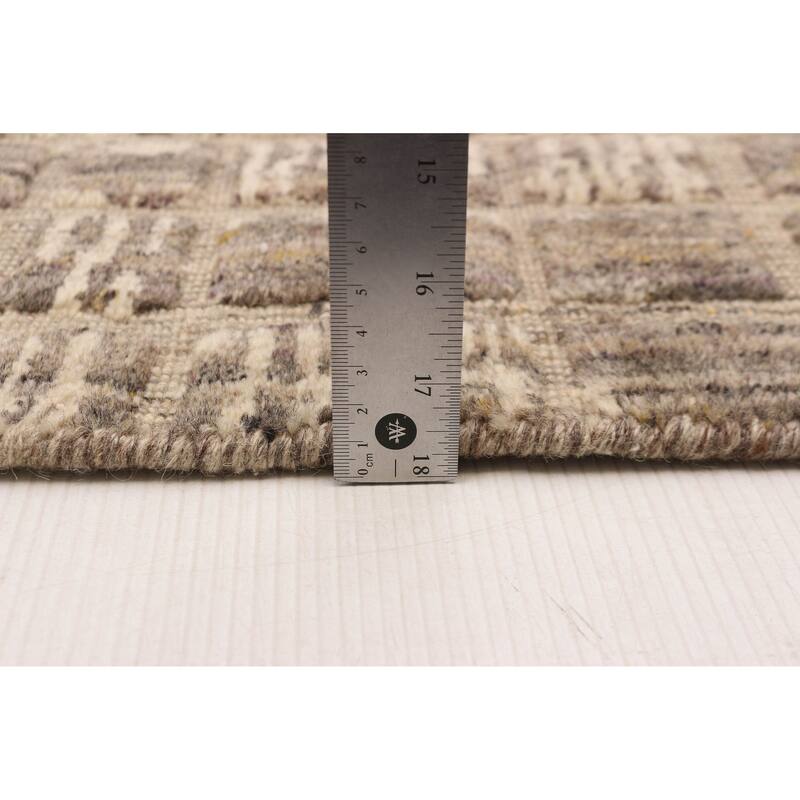 ECARPETGALLERY Hand Loomed Elysian Taupe Wool Rug - 5'4 x 7'8