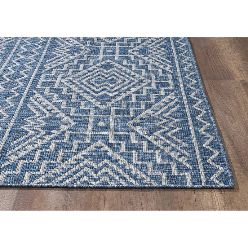 Domani Pyramids Chevron Indoor/ Outdoor Rug