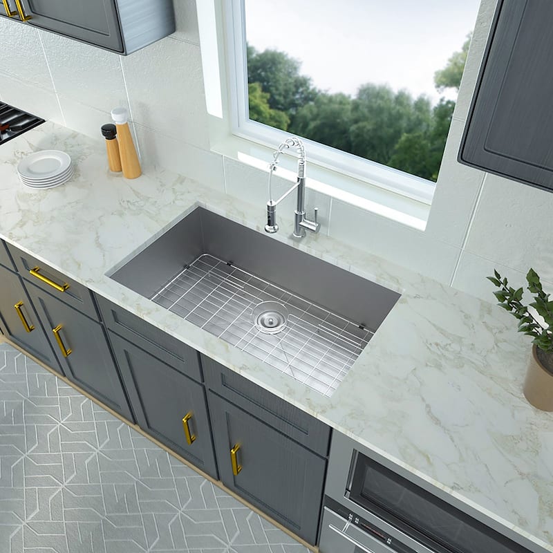 33" W x 19" D Stainless Steel Single Bowl Kitchen Sink - 33" x 19"