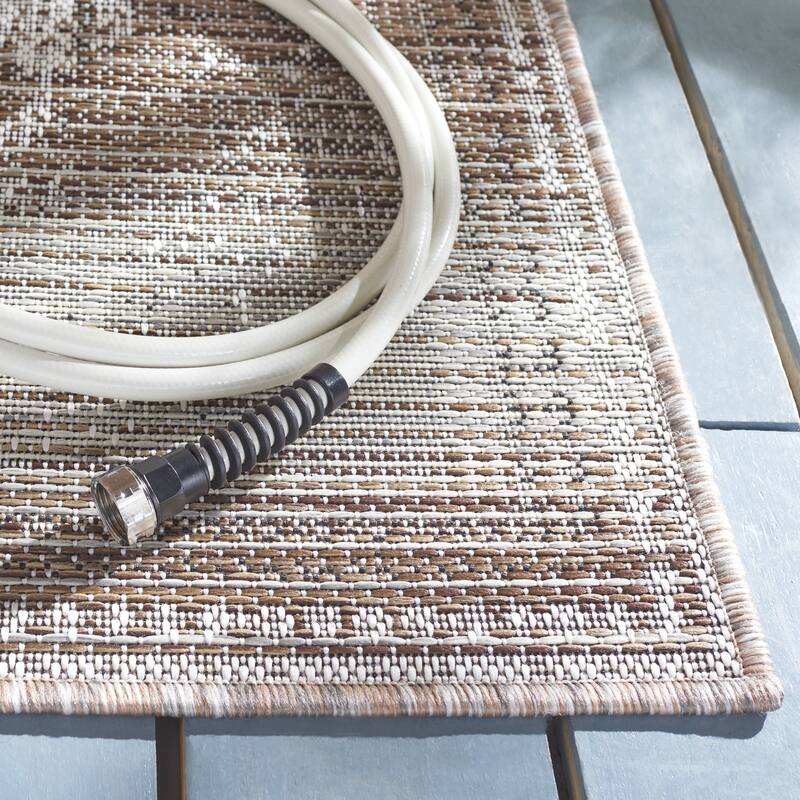 SAFAVIEH Havana Miny Indoor/ Outdoor Waterproof Geometric Rug