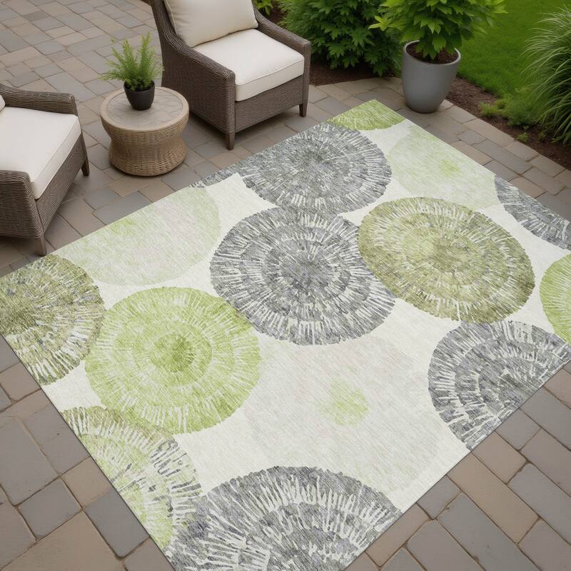 Machine Washable Indoor/ Outdoor Contemporary Devaughn Chantille Rug - Aloe - 5' x 7'6"
