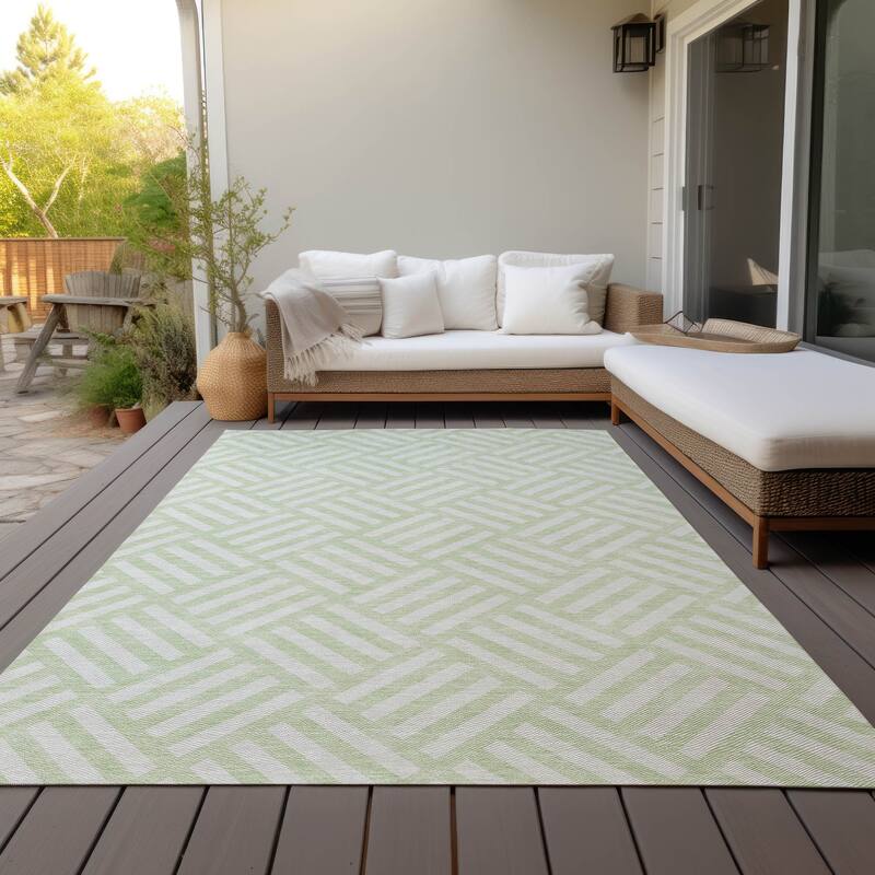 Machine Washable Indoor/ Outdoor Chantille Contemporary Geo Rug