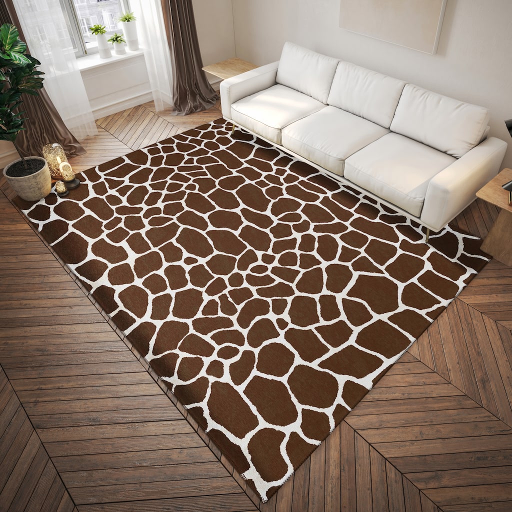 Addison Safari Giraffe Animal Print Area Rug