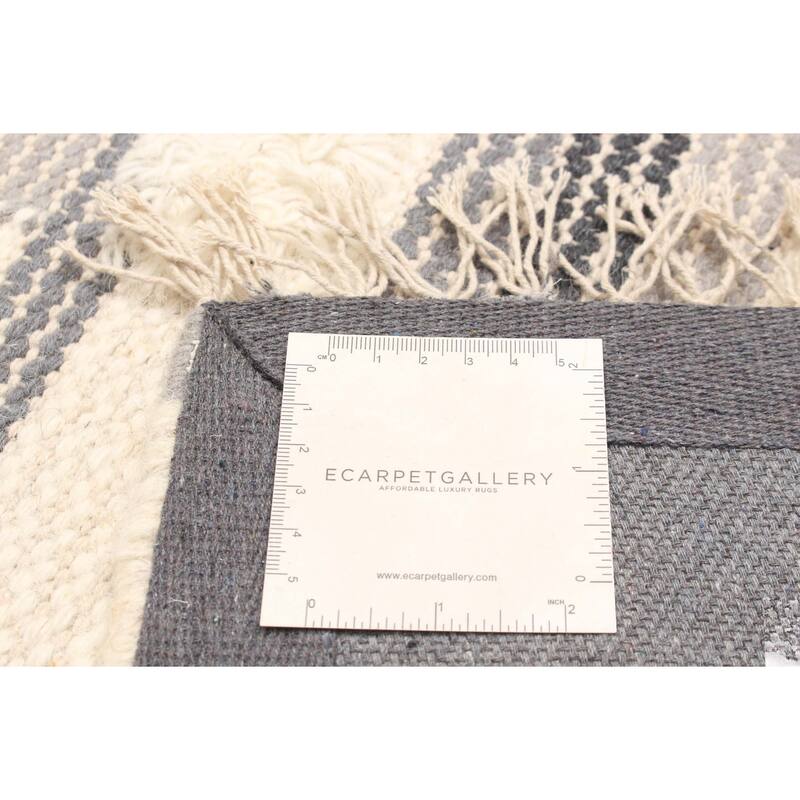 ECARPETGALLERY Hand Tufted Timeless Cream Wool Rug - 5'2 x 8'2