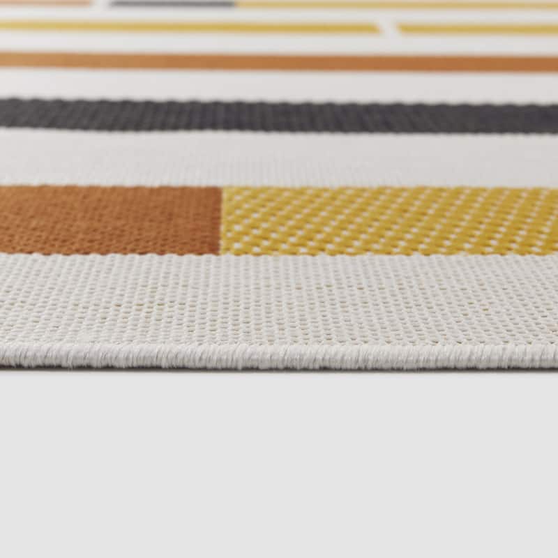 Arturo Modern Stripes Indoor/Outdoor Area Rug