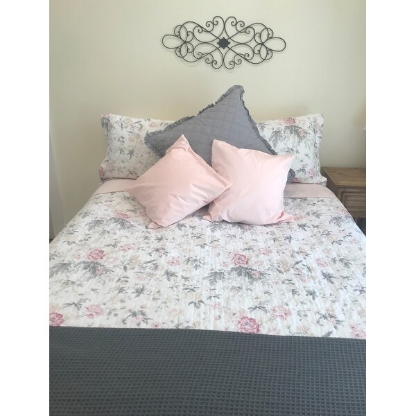 Full Queen Laura Ashley Home Breezy Floral Quilt Set Pink Gray Blankets Quilts Home From laura ashley, this quilt mini set features: top best steps